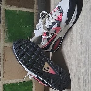 Nike Women's Pink and Black Sneakers